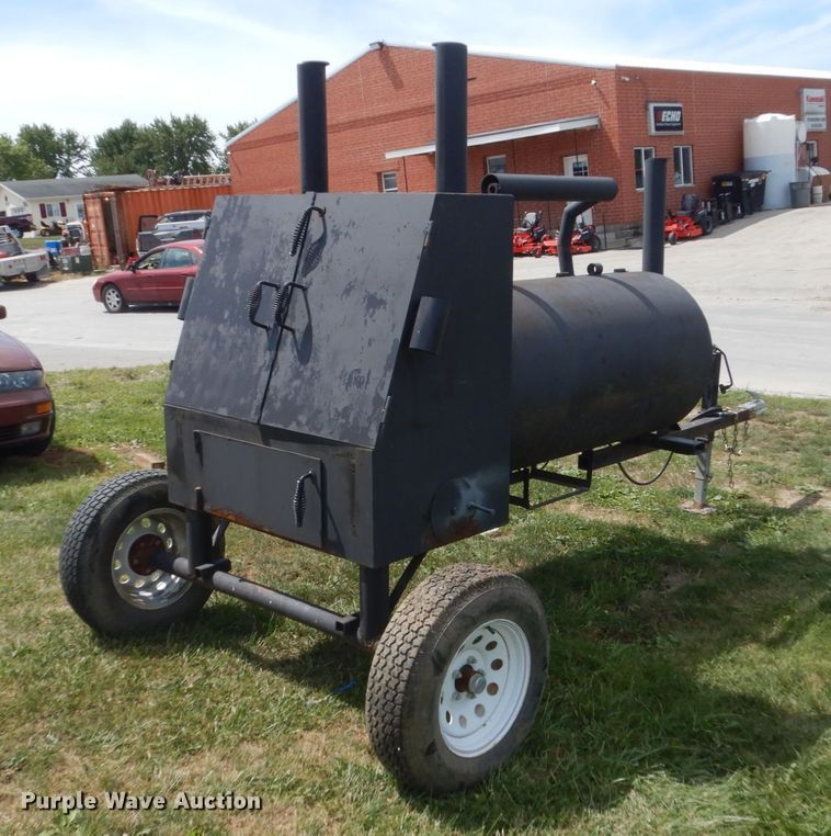 image for item GX9186 Grill and smoker