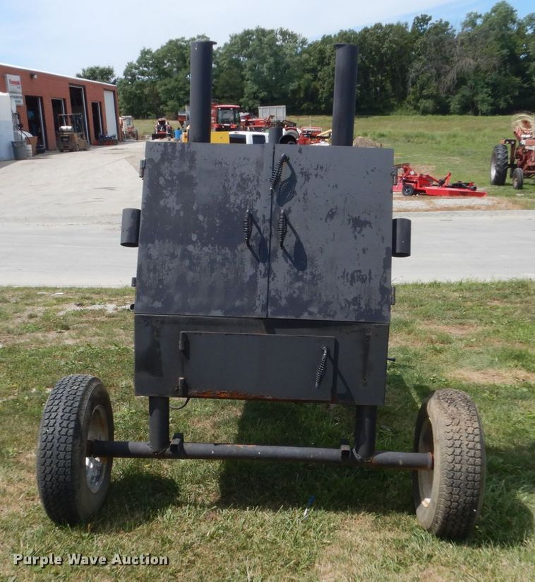 image for item GX9186 Grill and smoker