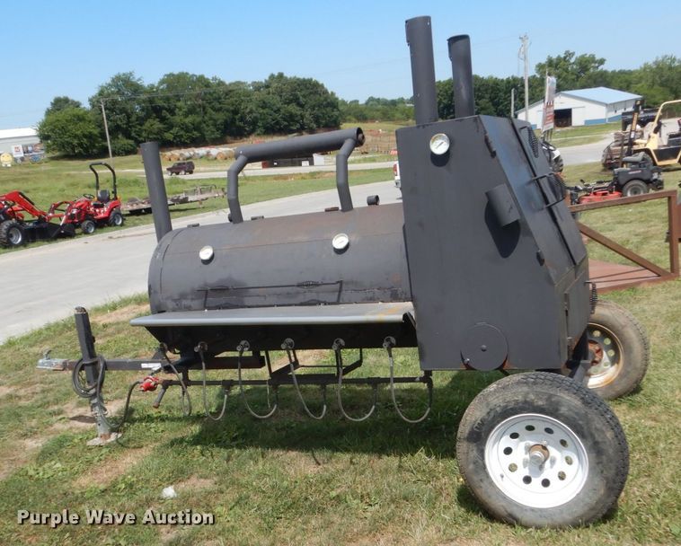 image for item GX9186 Grill and smoker