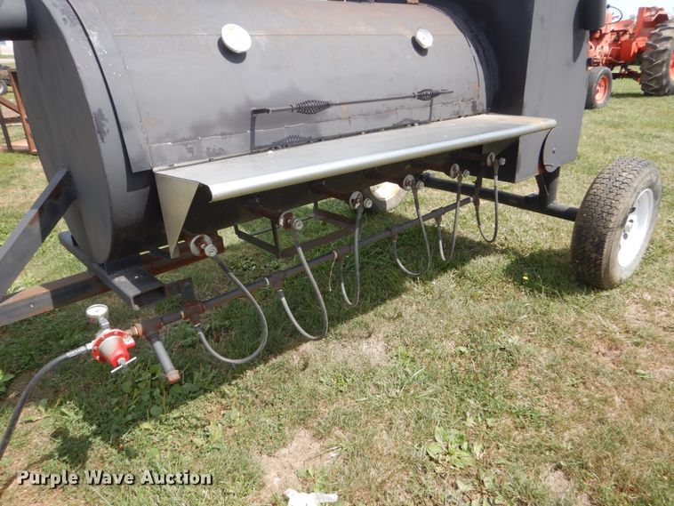 image for item GX9186 Grill and smoker