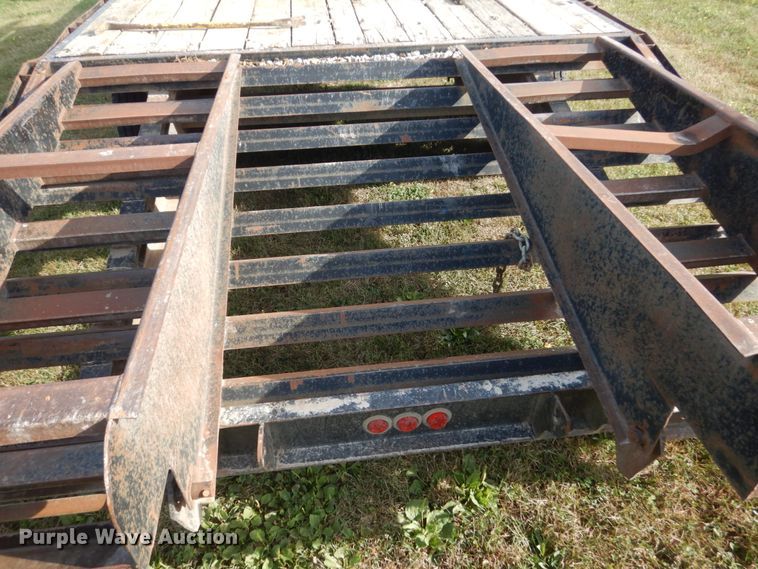 image for item GX9187 2005 Load Master equipment trailer