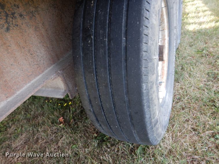 image for item GX9187 2005 Load Master equipment trailer