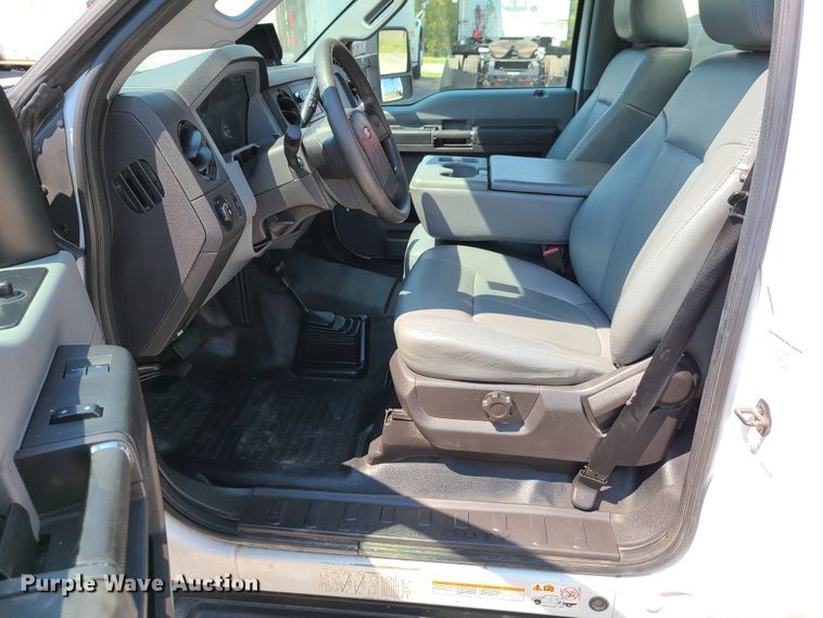 image for item GY9503 2012 Ford F550 Super Duty  utility truck