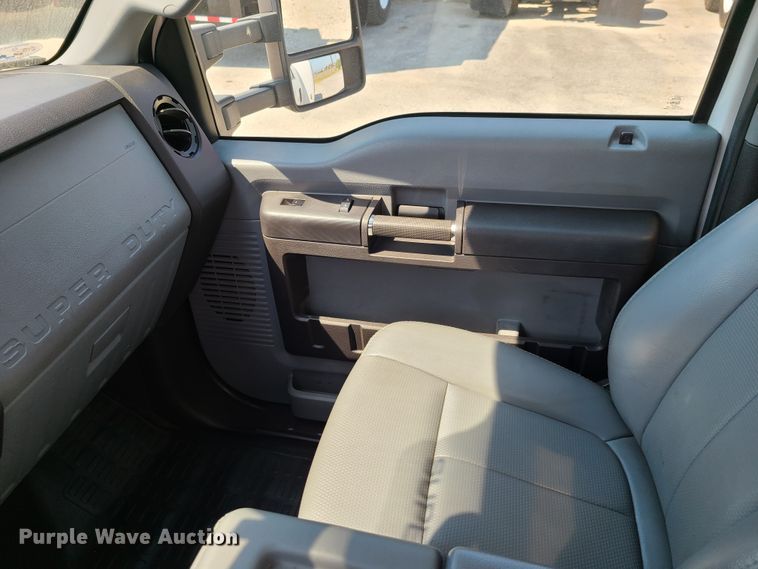 image for item GY9503 2012 Ford F550 Super Duty  utility truck