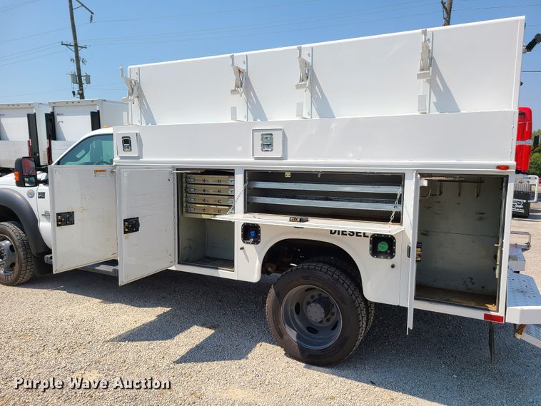 image for item GY9503 2012 Ford F550 Super Duty  utility truck