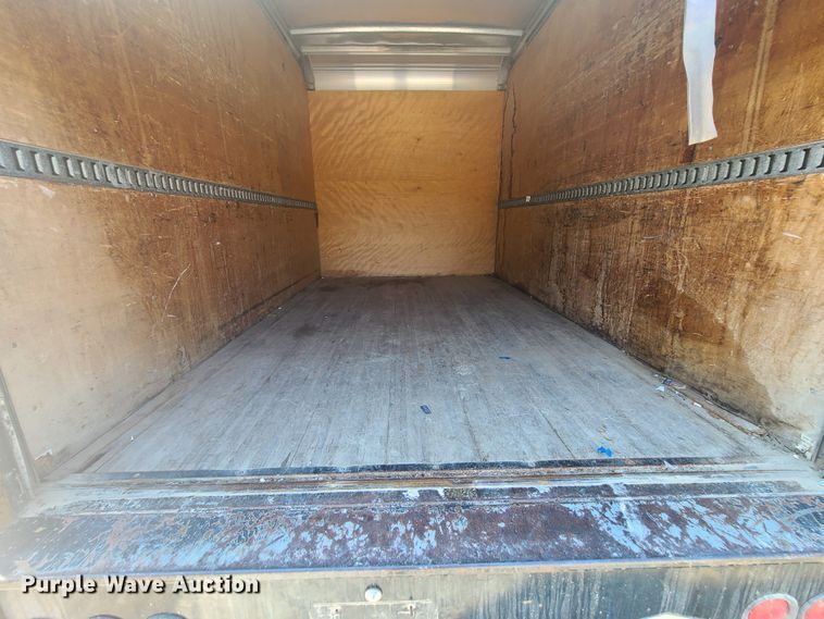 image for item GY9504 2002 Dodge Ram 3500  box truck