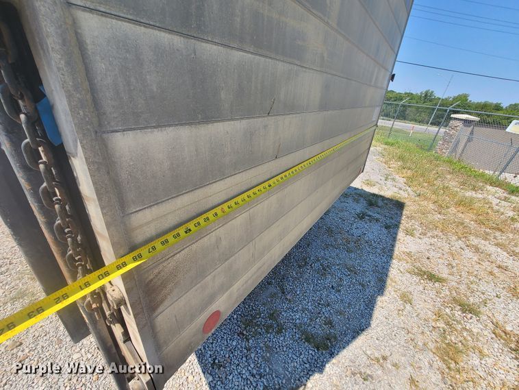 image for item GY9504 2002 Dodge Ram 3500  box truck