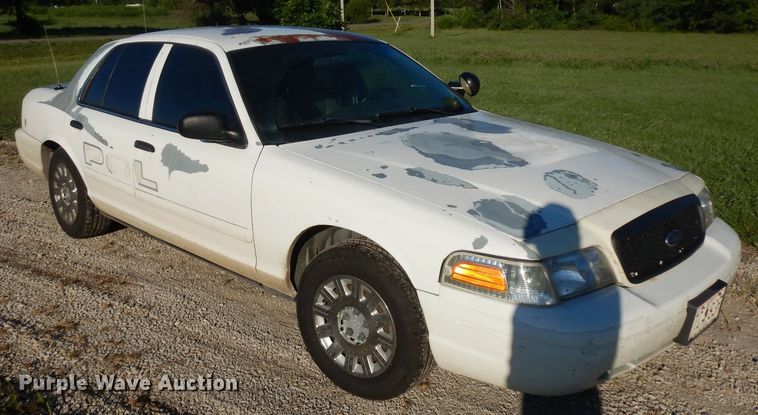 image for item HA9432 2007 Ford Crown Victoria Police Interceptor