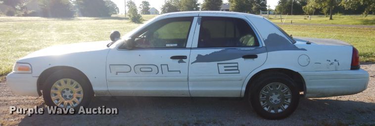 image for item HA9432 2007 Ford Crown Victoria Police Interceptor