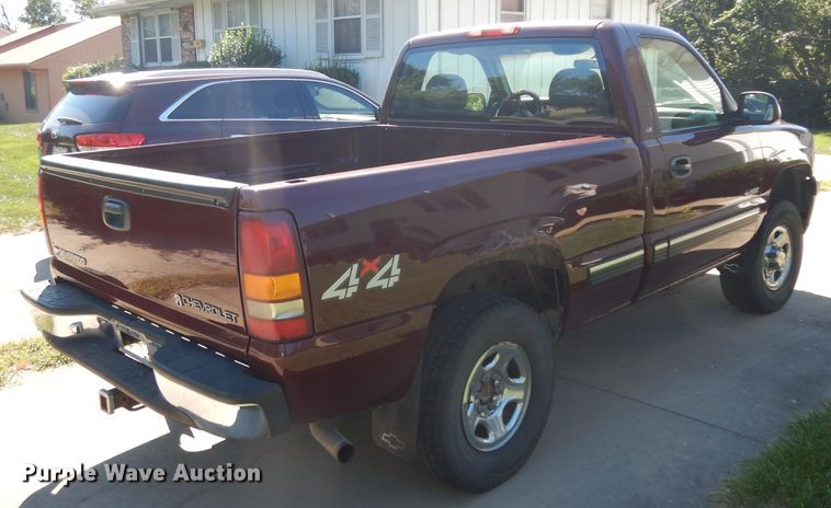 image for item HA9434 1999 Chevrolet Silverado 1500  pickup truck