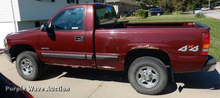 image for item HA9434 1999 Chevrolet Silverado 1500  pickup truck