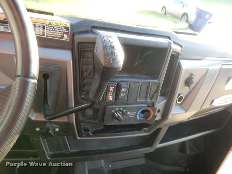 image for item HB9374 2014 Polaris Ranger 900 Crew  utility vehicle