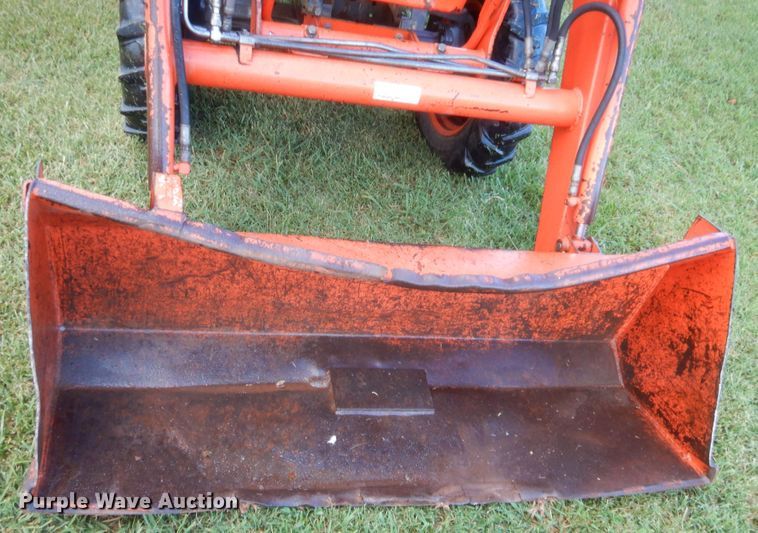 image for item HB9451 Kubota L2500  tractor