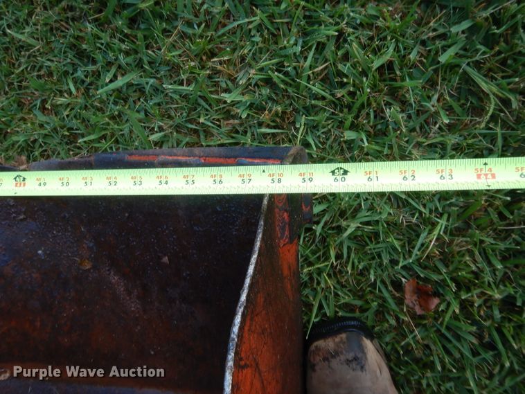 image for item HB9451 Kubota L2500  tractor