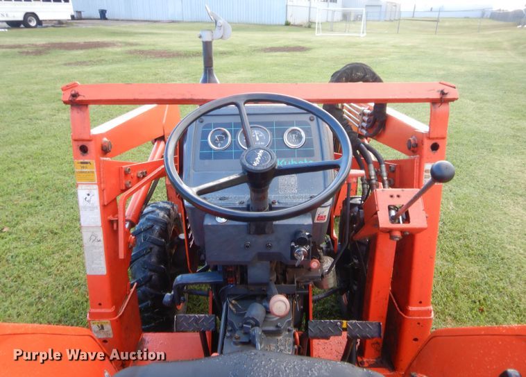 image for item HB9451 Kubota L2500  tractor