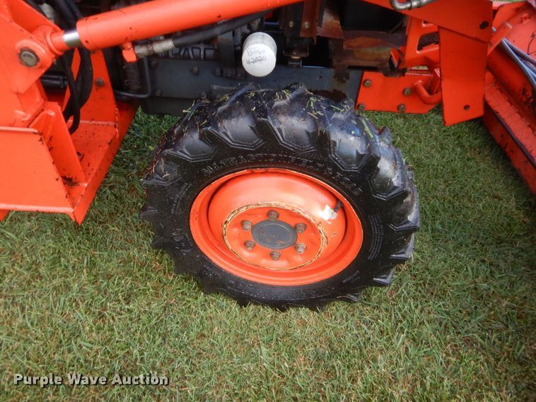 image for item HB9451 Kubota L2500  tractor