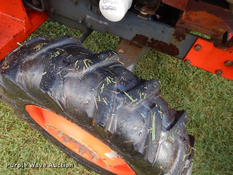 image for item HB9451 Kubota L2500  tractor