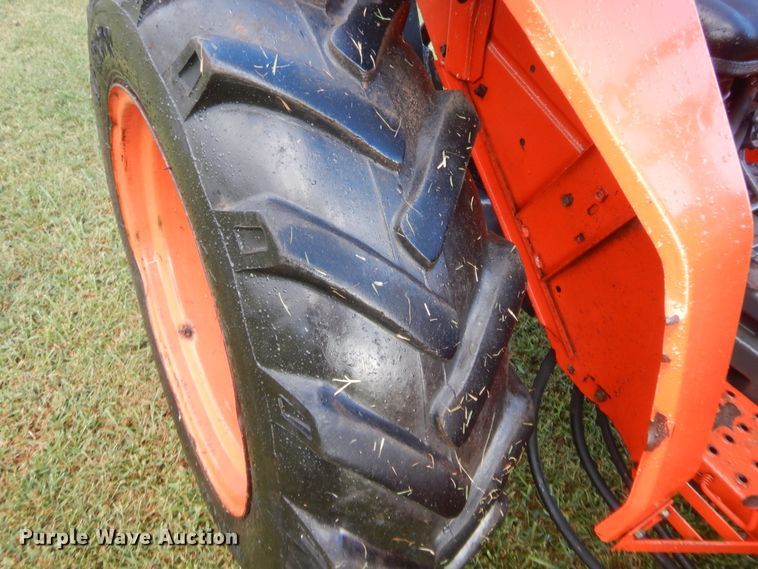 image for item HB9451 Kubota L2500  tractor