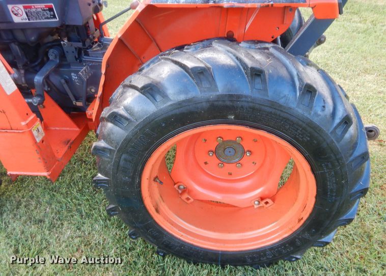 image for item HB9451 Kubota L2500  tractor