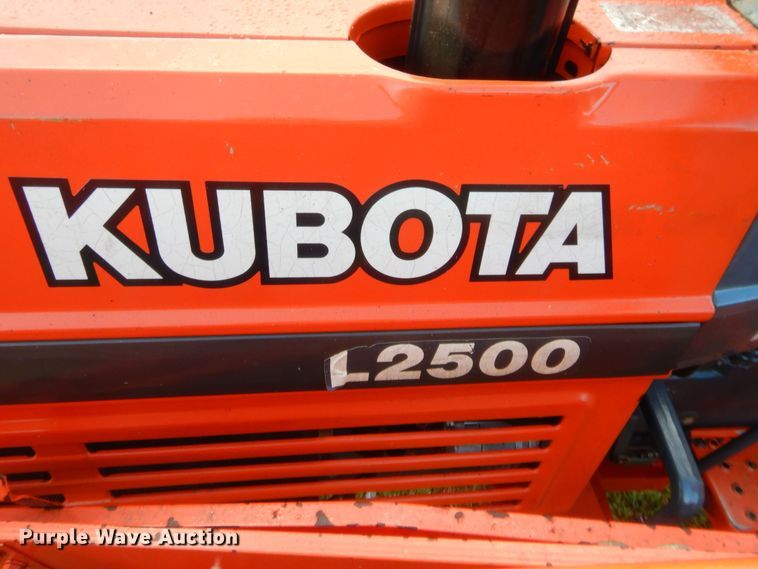 image for item HB9451 Kubota L2500  tractor