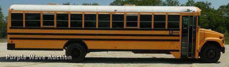 image for item HC9059 2001 Freightliner FS65 Blue Bird  school bus