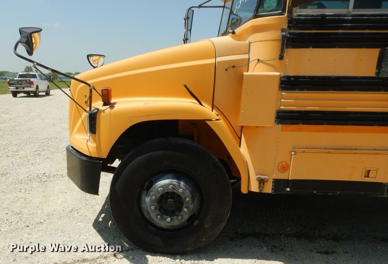 image for item HC9059 2001 Freightliner FS65 Blue Bird  school bus