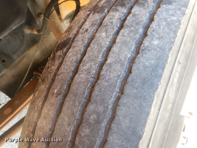 image for item HC9059 2001 Freightliner FS65 Blue Bird  school bus