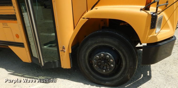 image for item HC9059 2001 Freightliner FS65 Blue Bird  school bus