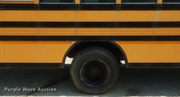 image for item HC9059 2001 Freightliner FS65 Blue Bird  school bus
