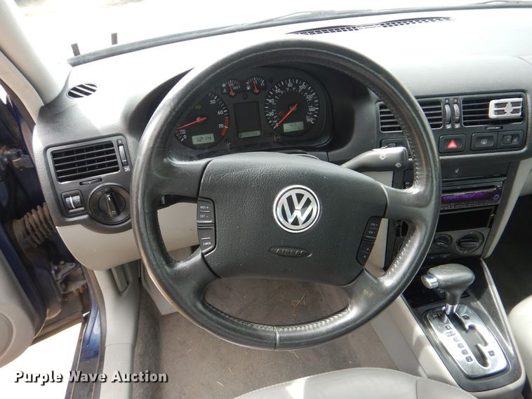 image for item HJ9865 2002 Volkswagen Jetta
