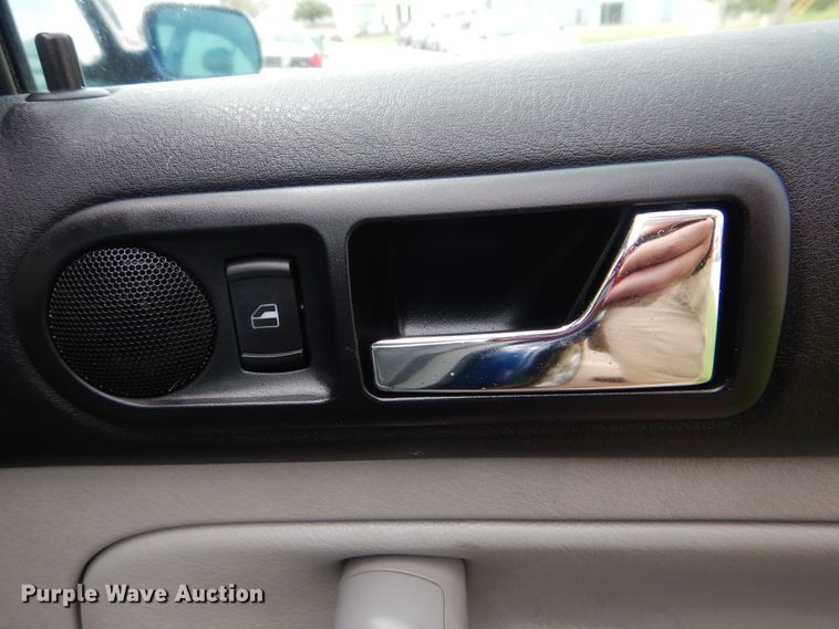 image for item HJ9865 2002 Volkswagen Jetta