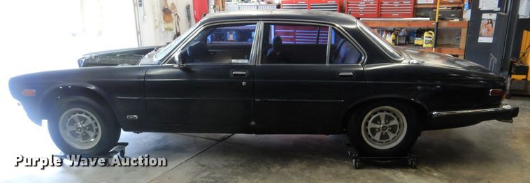 image for item HJ9897 1986 Jaguar XJ6