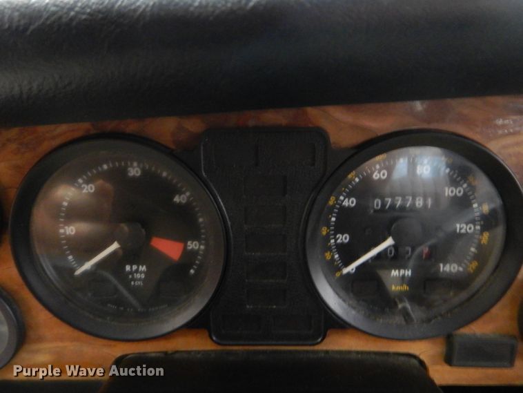 image for item HJ9897 1986 Jaguar XJ6