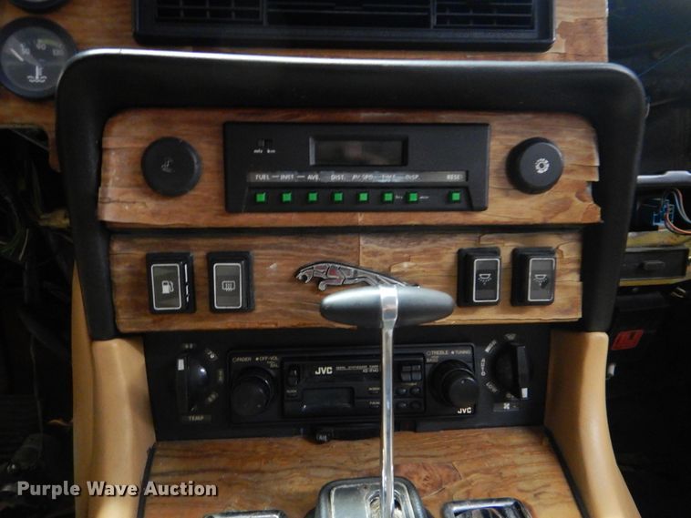 image for item HJ9897 1986 Jaguar XJ6