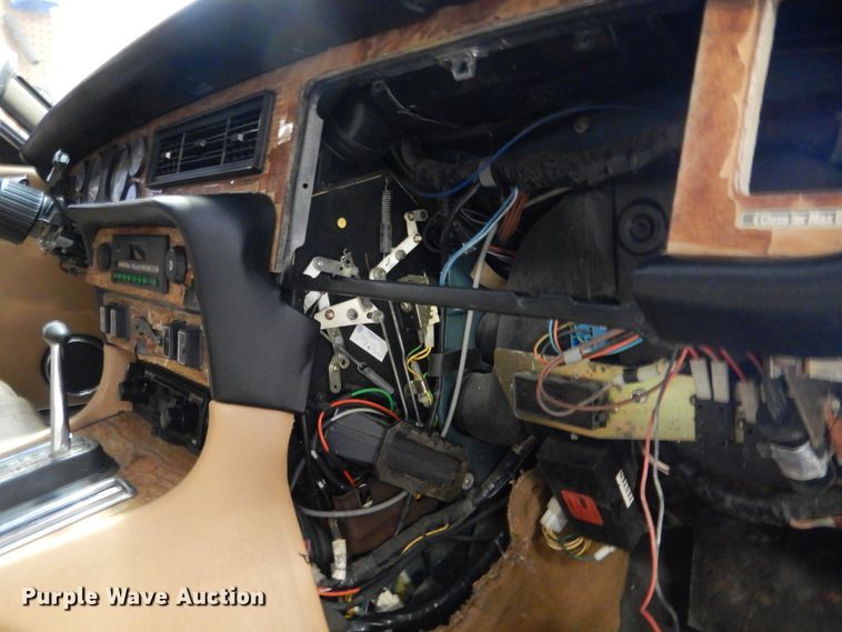 image for item HJ9897 1986 Jaguar XJ6