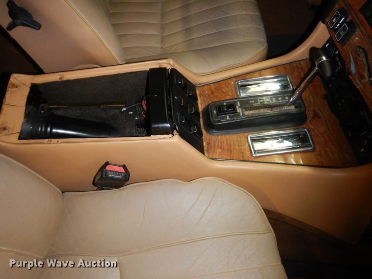 image for item HJ9897 1986 Jaguar XJ6