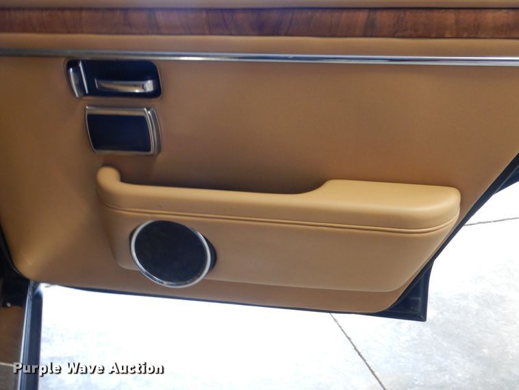 image for item HJ9897 1986 Jaguar XJ6