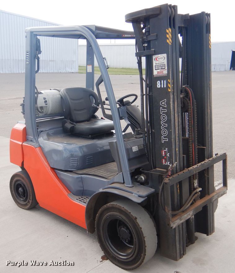 image for item HO9888 2008 Toyota 8FGU20  forklift