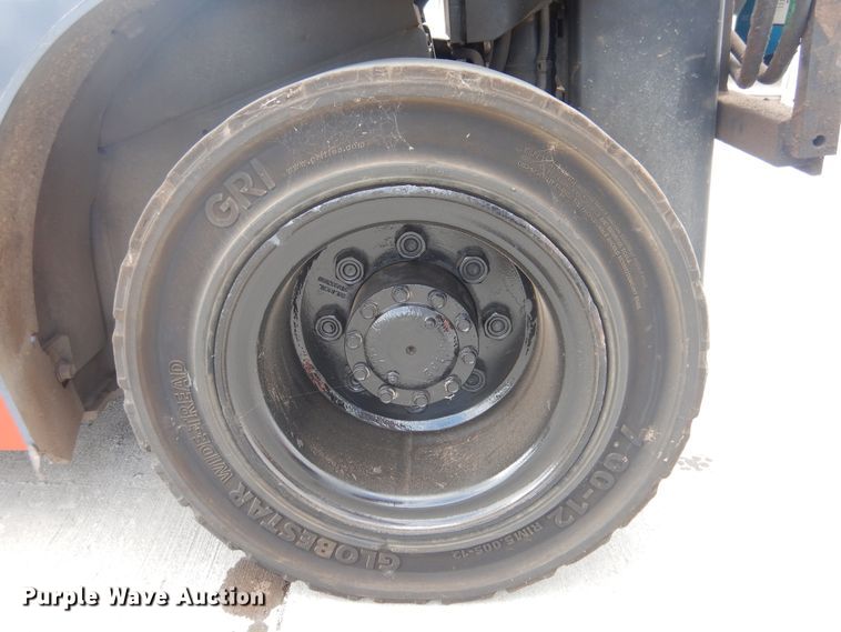 image for item HO9888 2008 Toyota 8FGU20  forklift