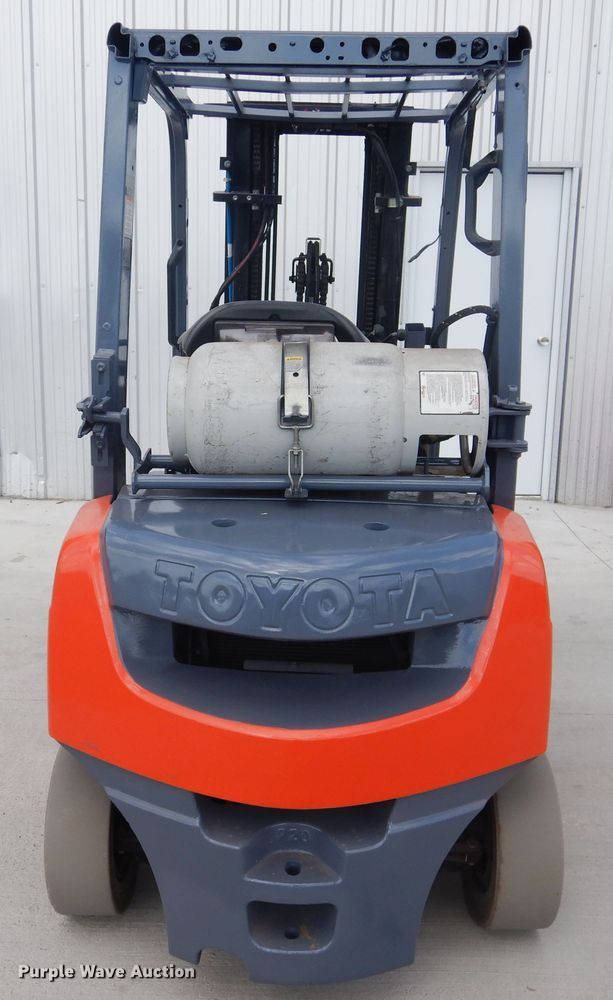 image for item HO9889 2008 Toyota 8FGU20  forklift