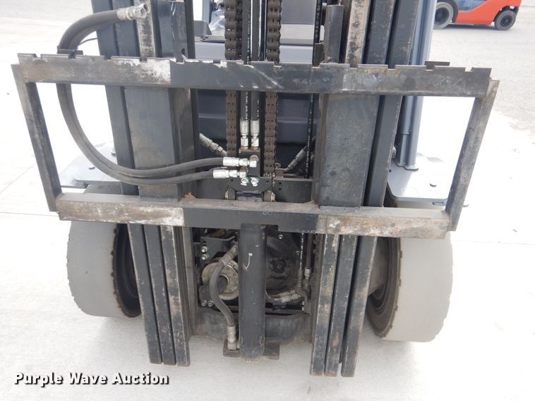 image for item HO9889 2008 Toyota 8FGU20  forklift