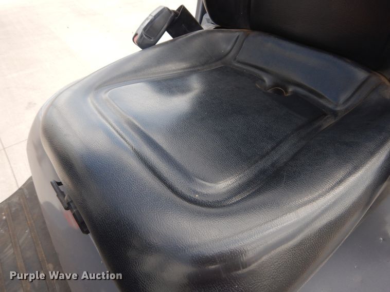 image for item HO9889 2008 Toyota 8FGU20  forklift