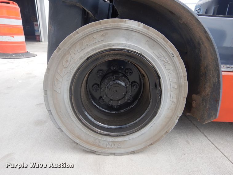 image for item HO9889 2008 Toyota 8FGU20  forklift