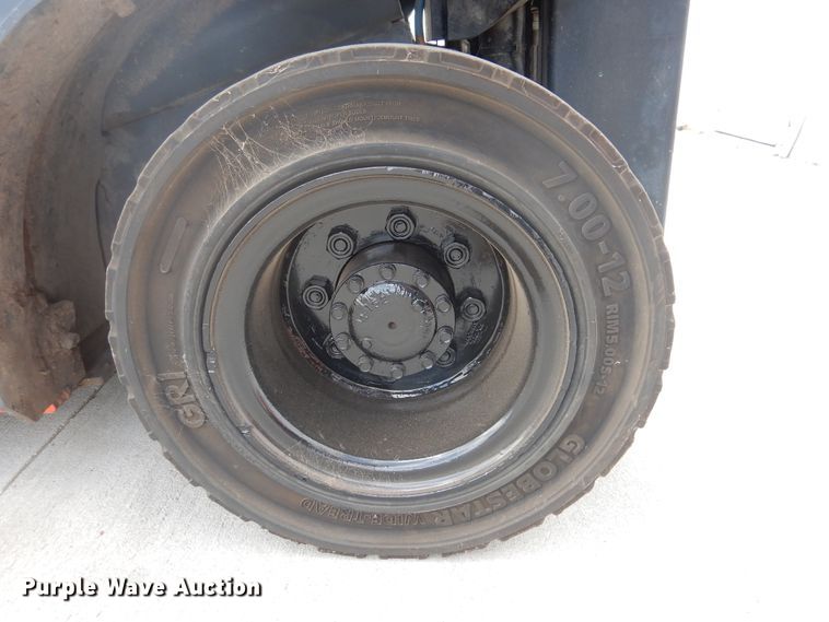 image for item HO9889 2008 Toyota 8FGU20  forklift