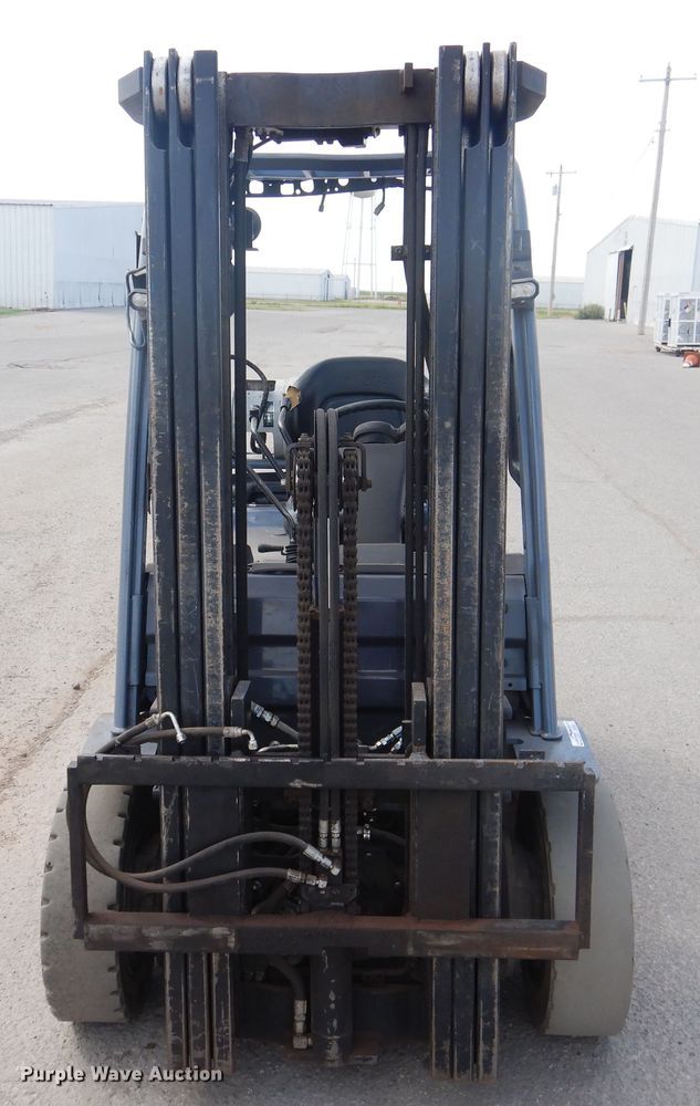 image for item HO9891 2008 Toyota 8FGU20  forklift
