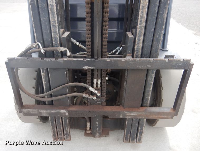 image for item HO9891 2008 Toyota 8FGU20  forklift