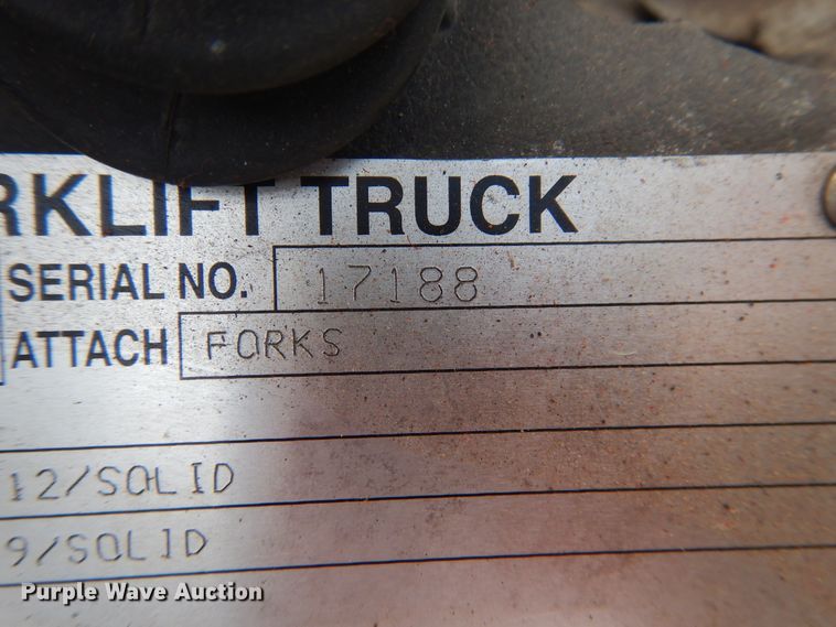 image for item HO9891 2008 Toyota 8FGU20  forklift