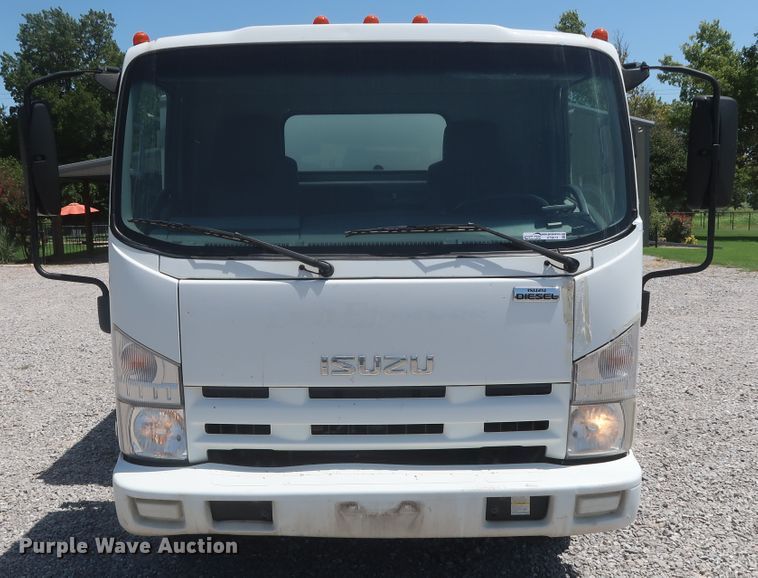image for item HT9674 2013 Isuzu NPR  refrigerated truck