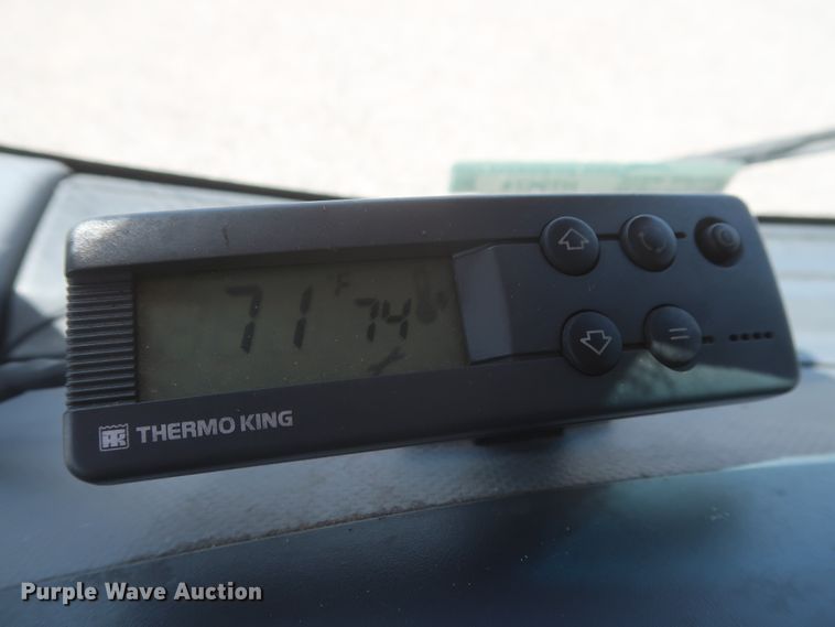 image for item HT9674 2013 Isuzu NPR  refrigerated truck