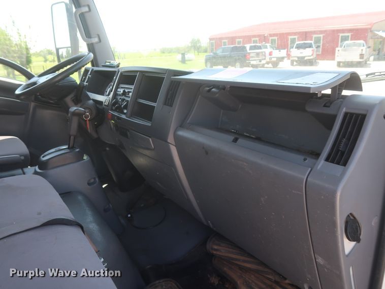 image for item HT9674 2013 Isuzu NPR  refrigerated truck